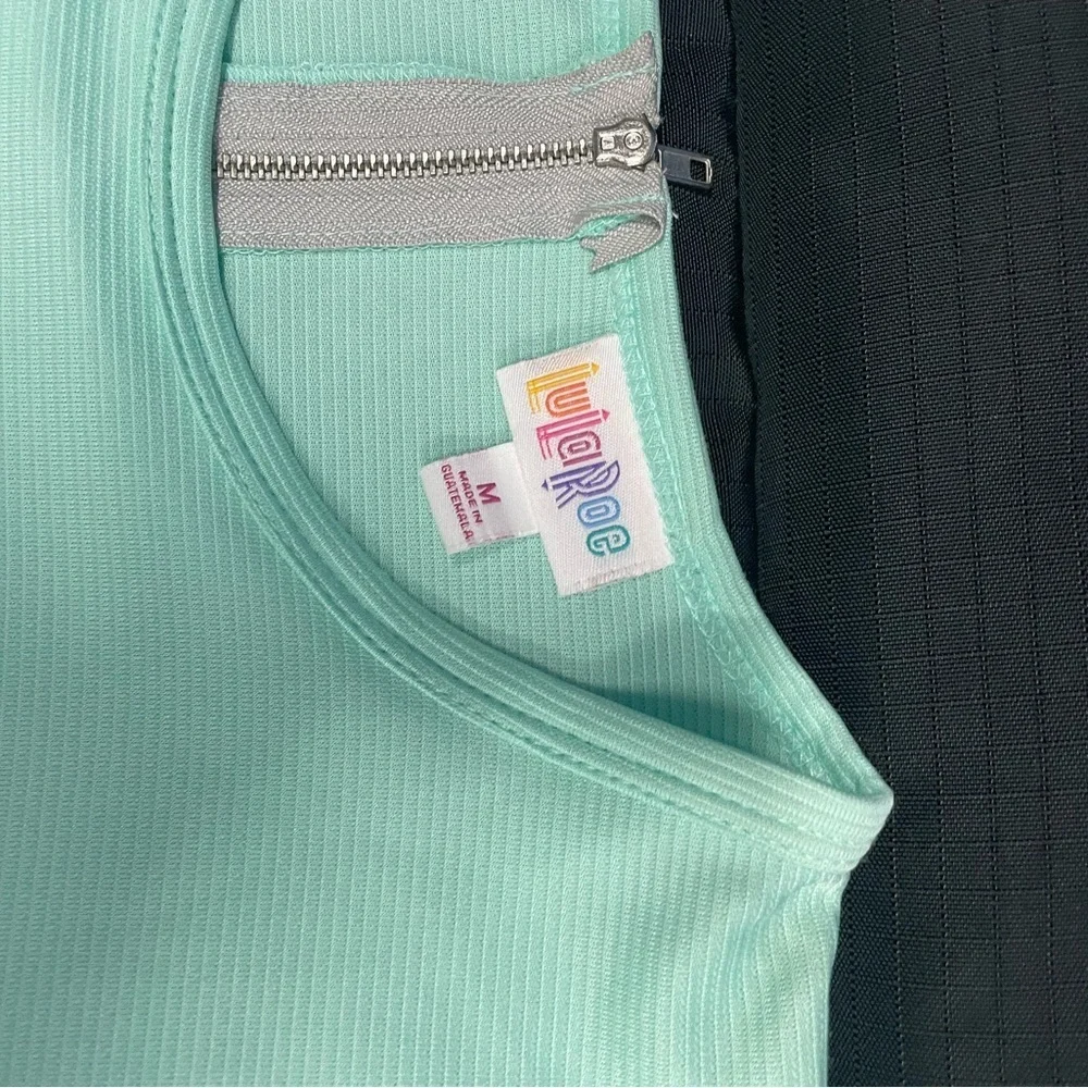 LuLaRoe Light Green Short Sleeve Top